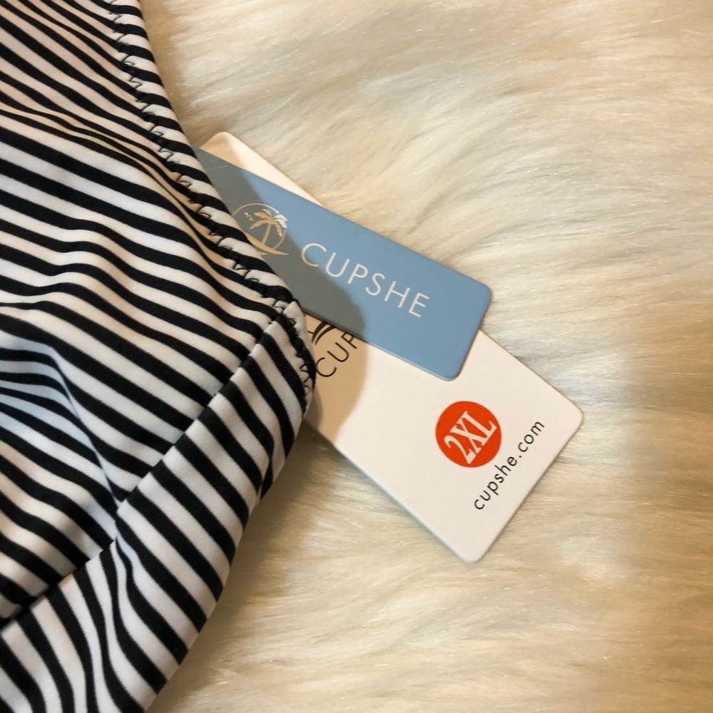 NWT cupshe swimsuit - Picture 4 of 5